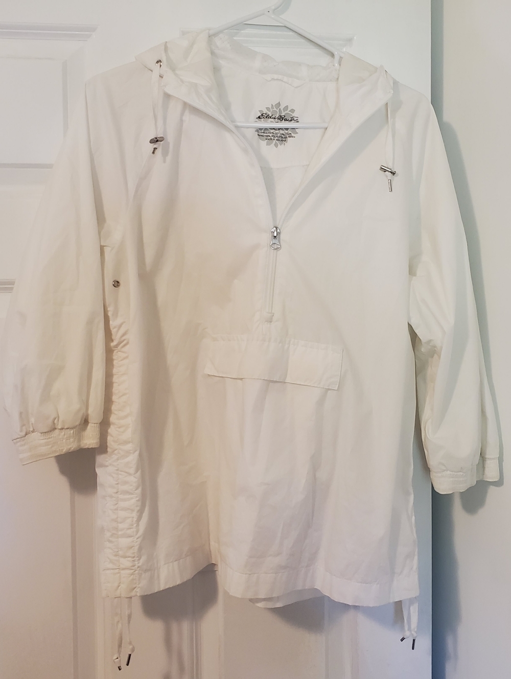 Eddie Bauer White Crop Sleeve Hooded Windbreaker with Adjustable Rouched Sides